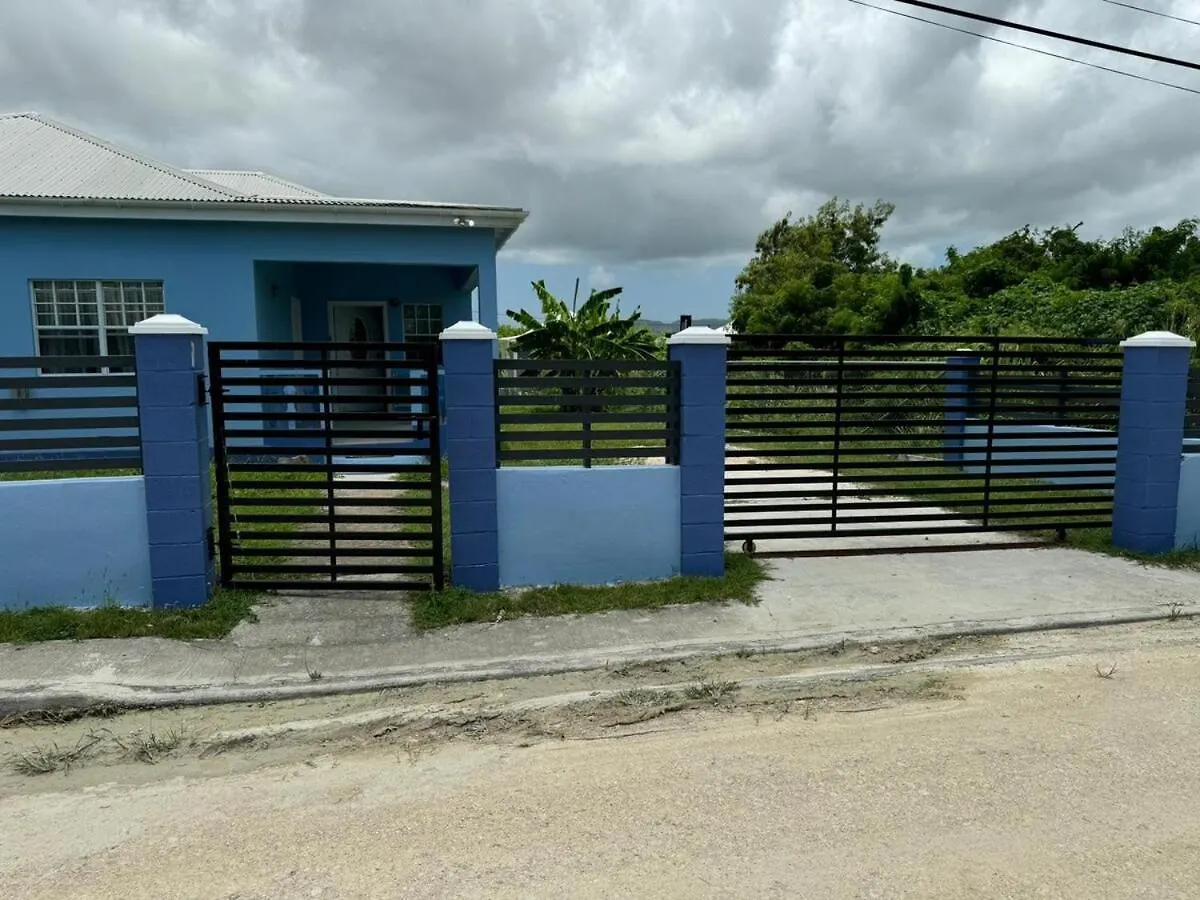 Feefees Stay Cation Piggotts 0*,  Antigua/Barbuda